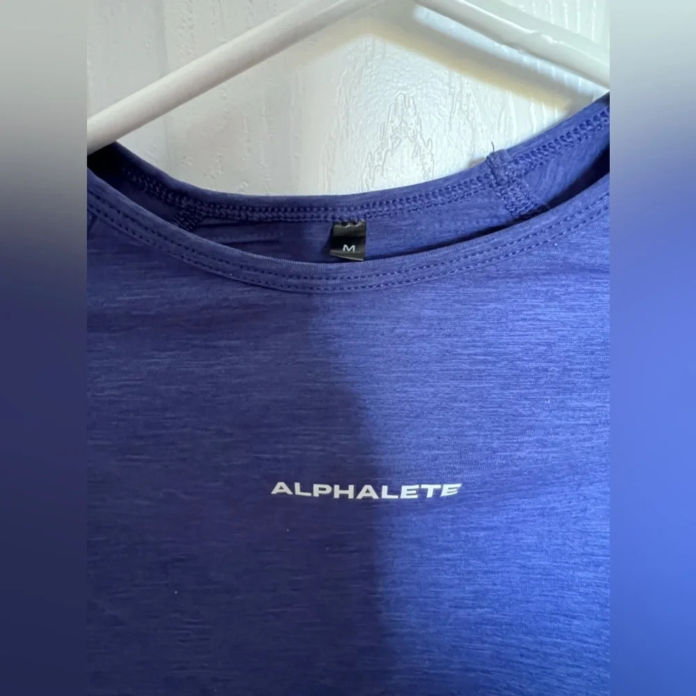 Alphalete Amplify SS Crop Size M - Picture 2 of 4